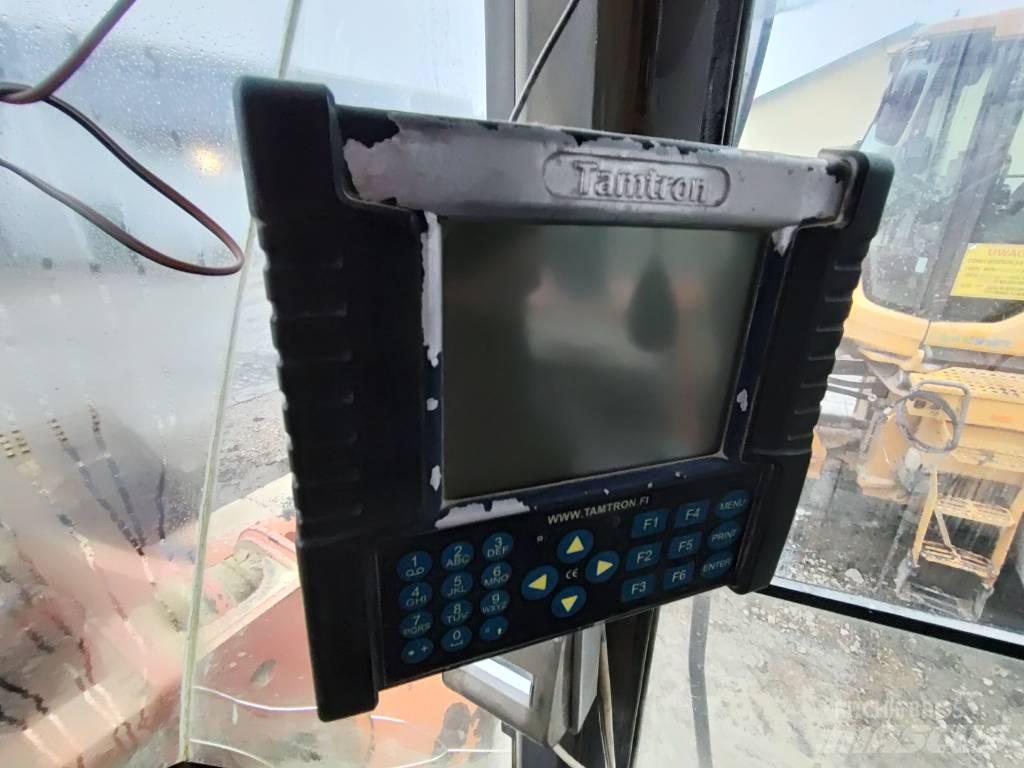 Hitachi ZW 310 Pás carregadoras de rodas