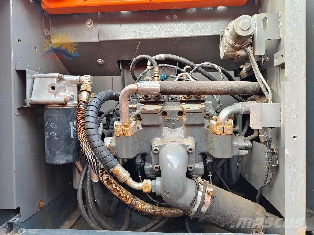 Hitachi ZX 200 Escavadoras de rastos