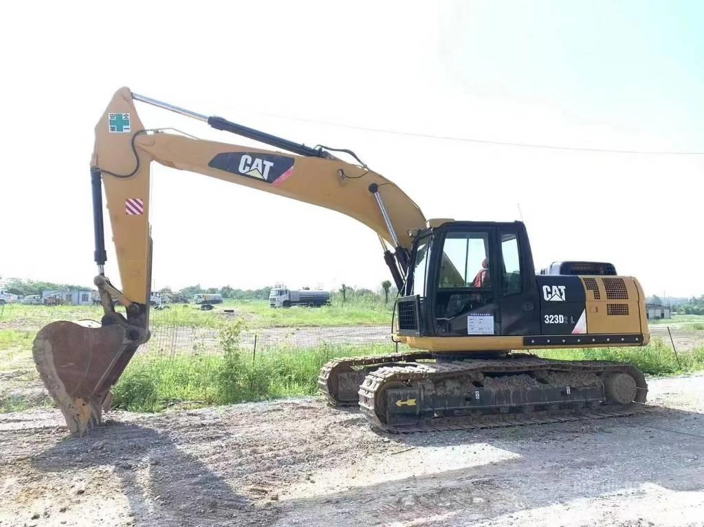 CAT CAT323D Escavadoras de rastos