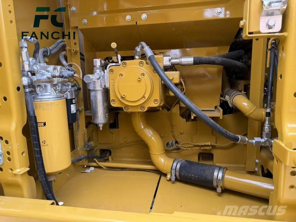 CAT 320 Escavadoras de rastos