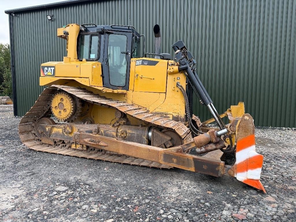 CAT D 6 T LGP Dozers - Tratores rastos