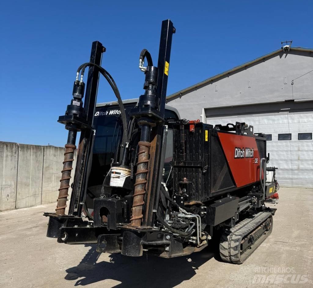 Ditch Witch AT32 Equipamentos de perfuração direcional horizontal