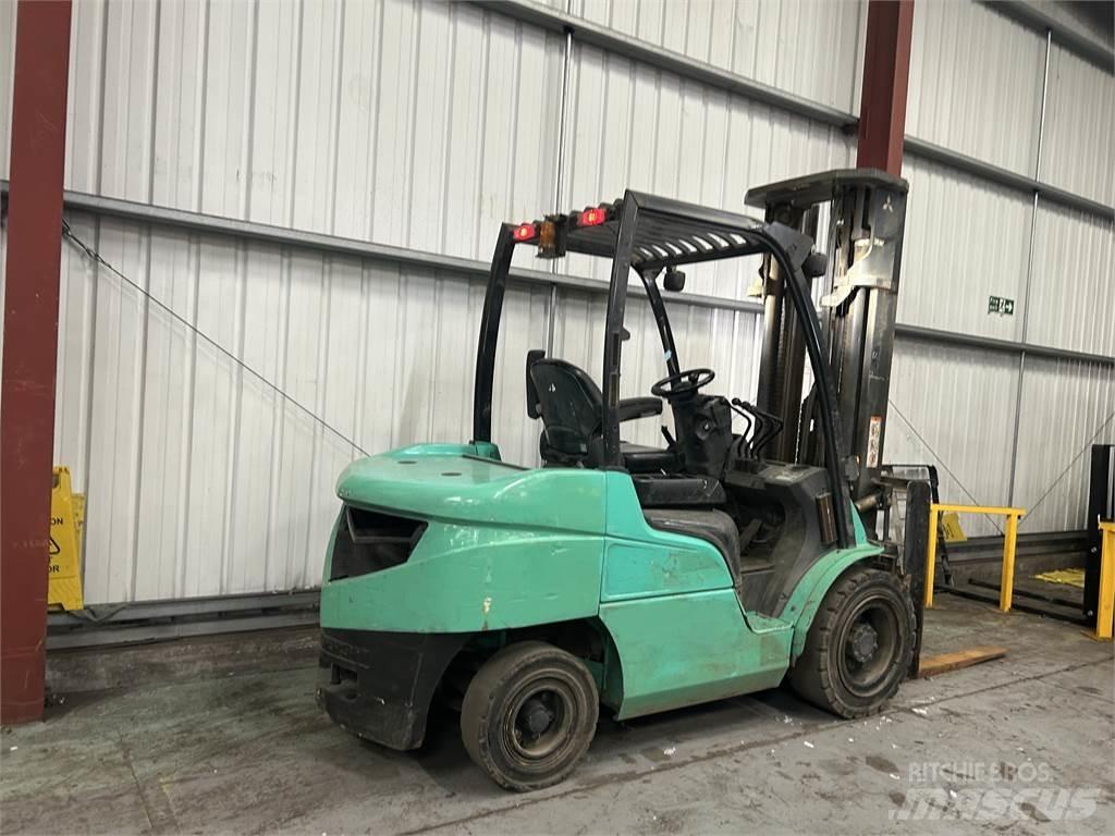 Mitsubishi FD35NT Empilhadores Diesel