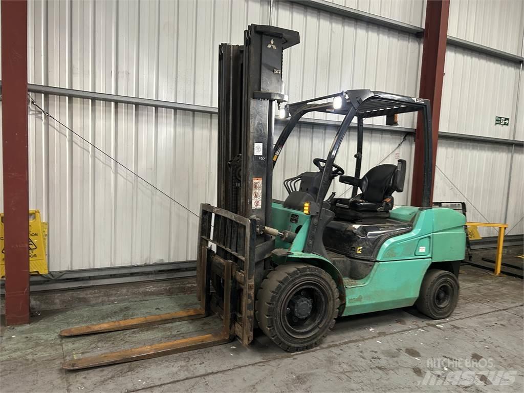 Mitsubishi FD35NT Empilhadores Diesel