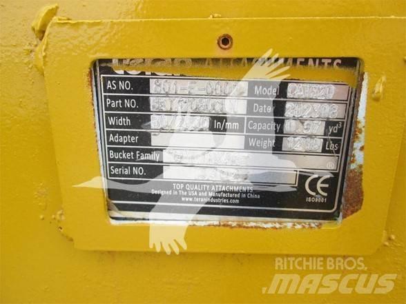 Teran CAT320 Baldes