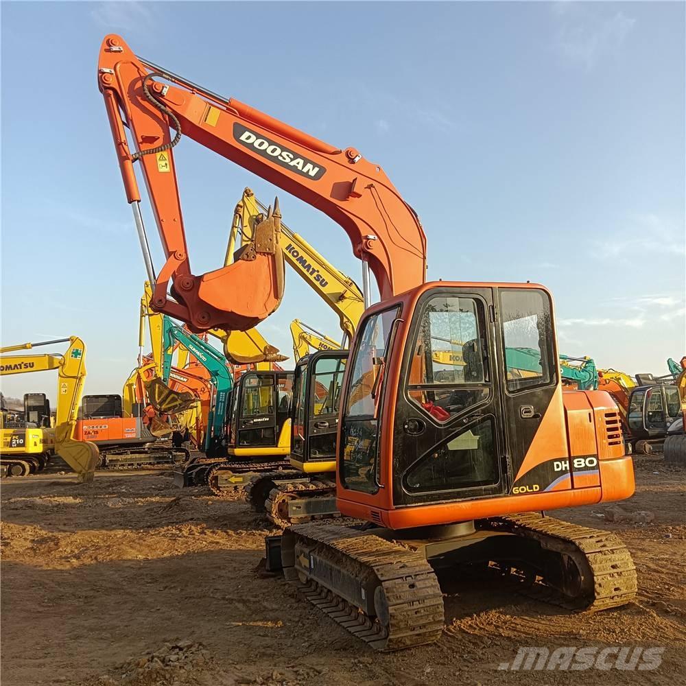 Doosan DH 80 G Escavadoras Midi 7t - 12t