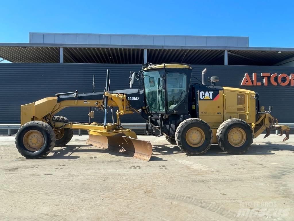 CAT 140 M2 Motoniveladoras