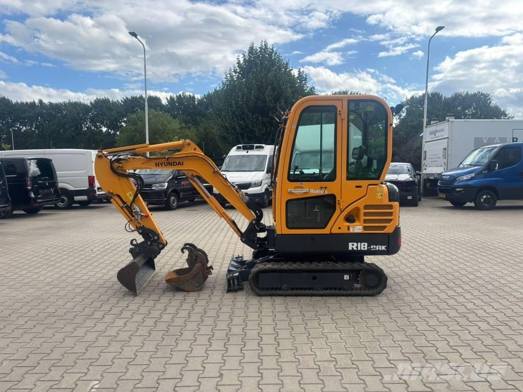 Hyundai Robex 18-9AK Mini Escavadoras <7t