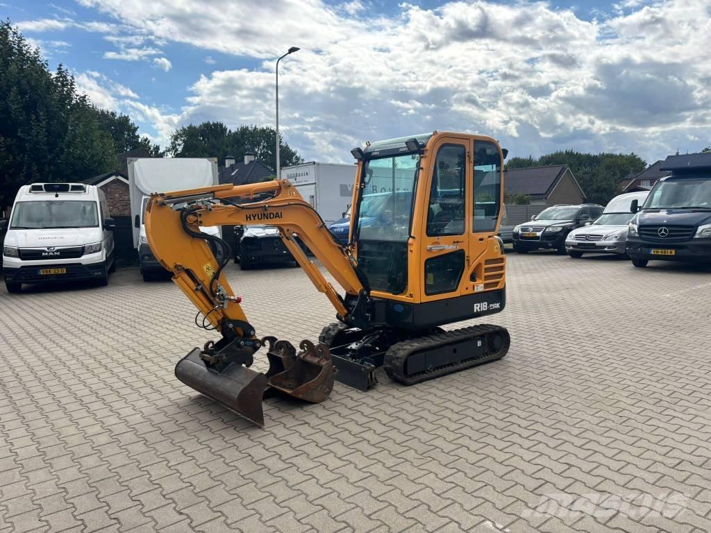 Hyundai Robex 18-9AK Mini Escavadoras <7t