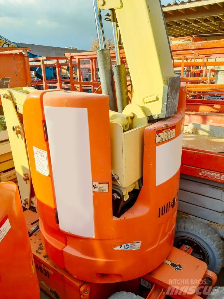 JLG E 300 AJP Elevadores braços articulados