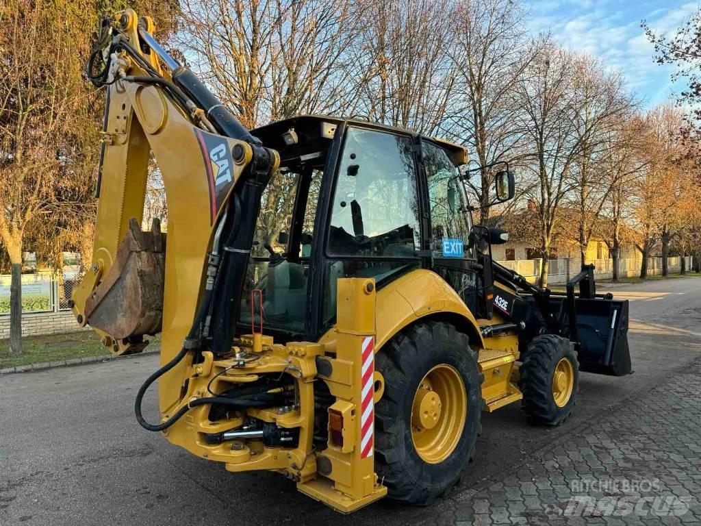 CAT 432 E Retroescavadoras