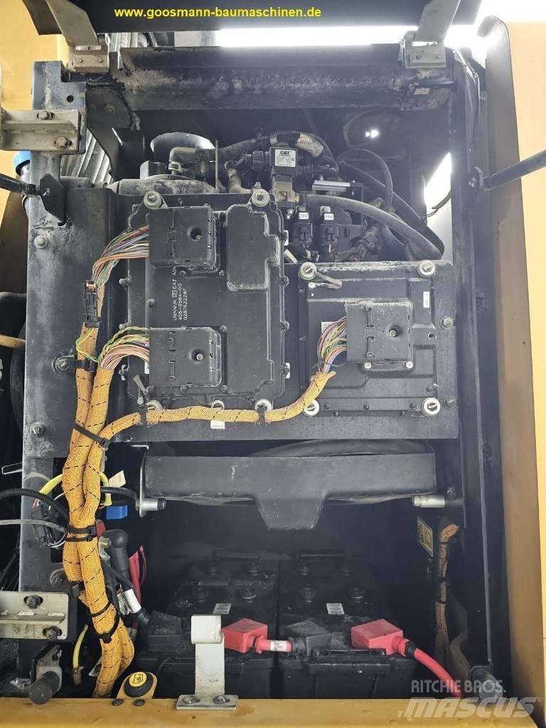 CAT MH 3022 Manipuladores de resíduos / indústria