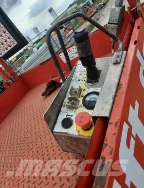 SkyJack SJ III 4740 Elevadores de tesoura