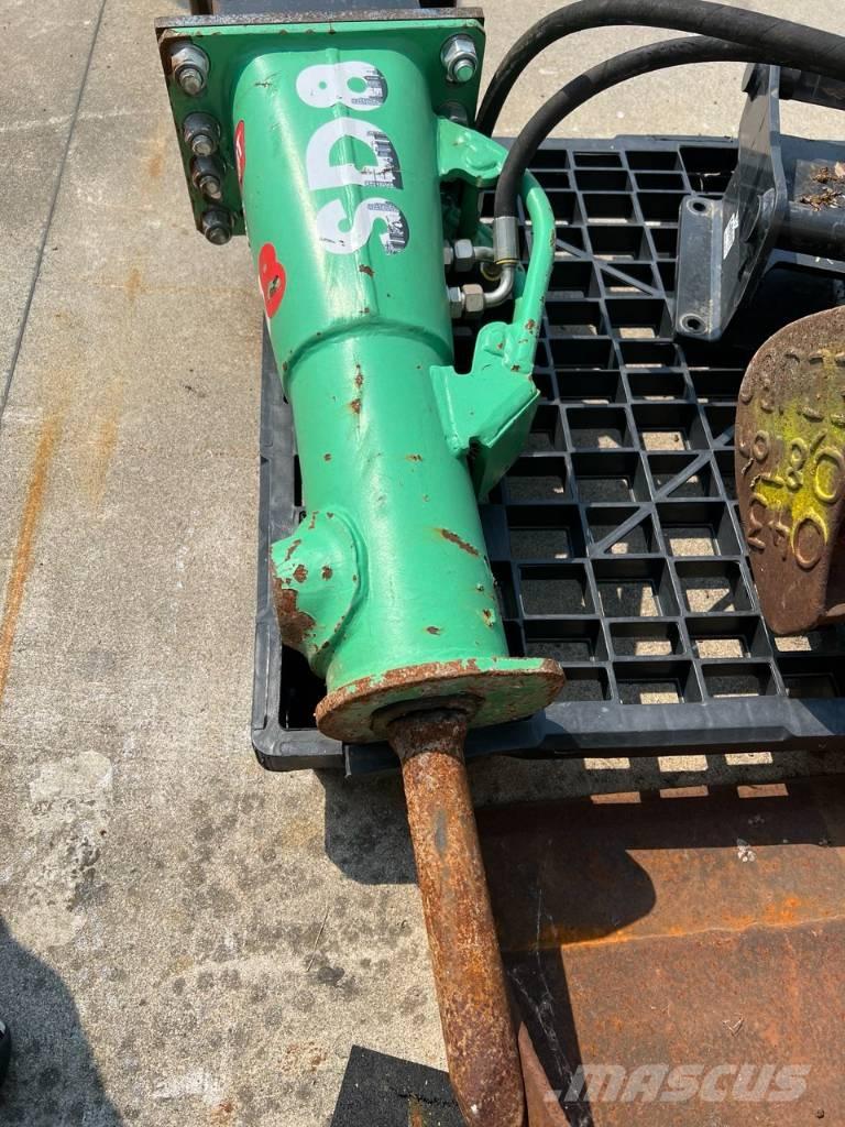 Montabert SD 8 Britadeiras de construção