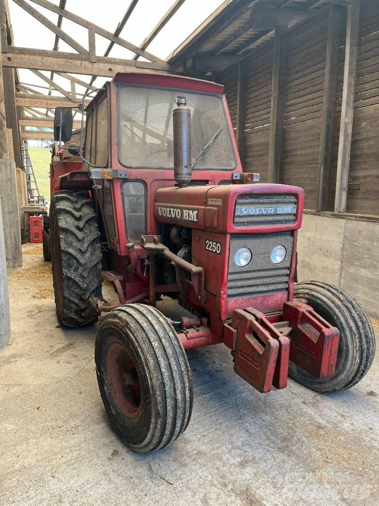 Volvo BM 2250 Tratores Agrícolas usados