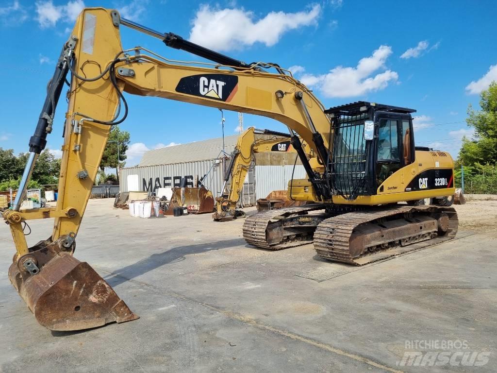CAT 323 D L Escavadoras de rastos