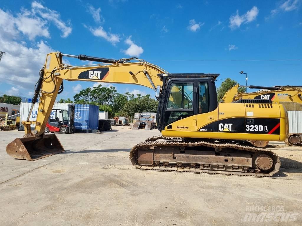CAT 323 D L Escavadoras de rastos
