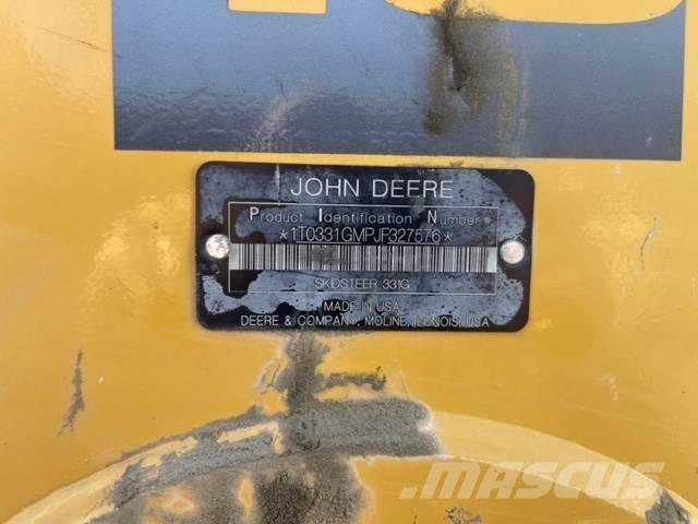 John Deere 331G Carregadoras de direcção deslizante