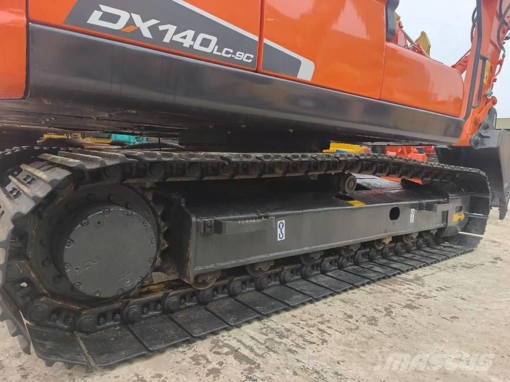 Doosan DX 140 Escavadoras de rastos