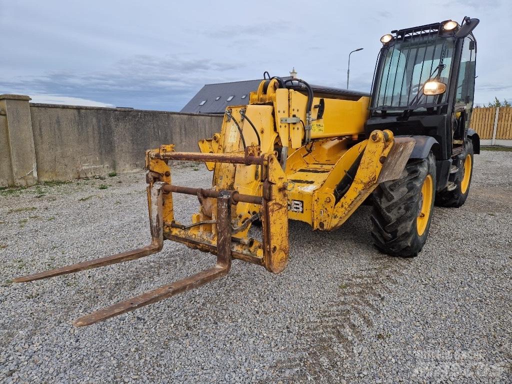 JCB 535-140 Manipuladores telescópicos