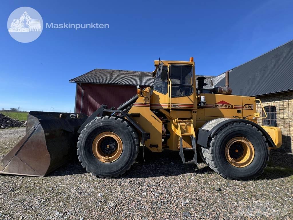 Ljungby L 20 Pás carregadoras de rodas
