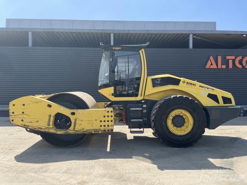 Bomag BW 226 BVC-5 Cilindros Compactadores monocilíndricos
