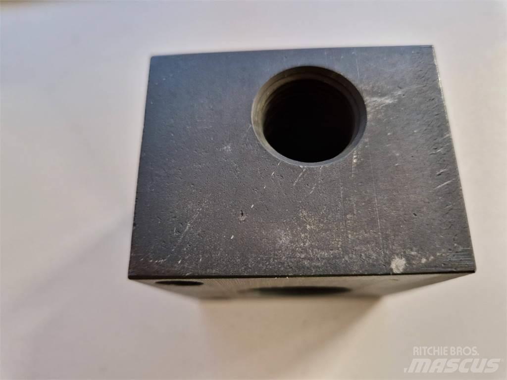 Rottne 037-0101 Chassis e suspensões
