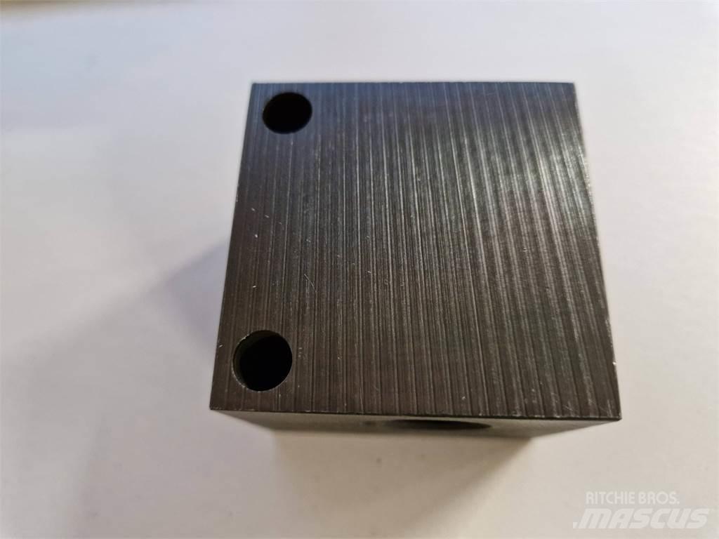 Rottne 037-0101 Chassis e suspensões