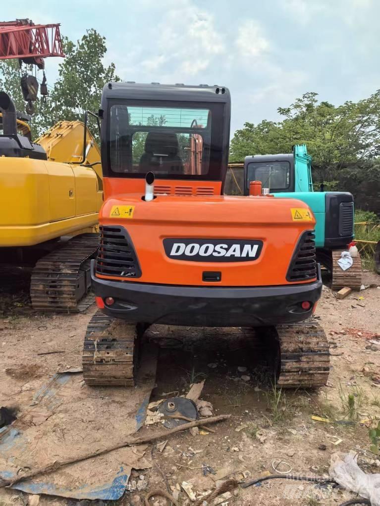 Doosan DX 60 Escavadoras de rastos