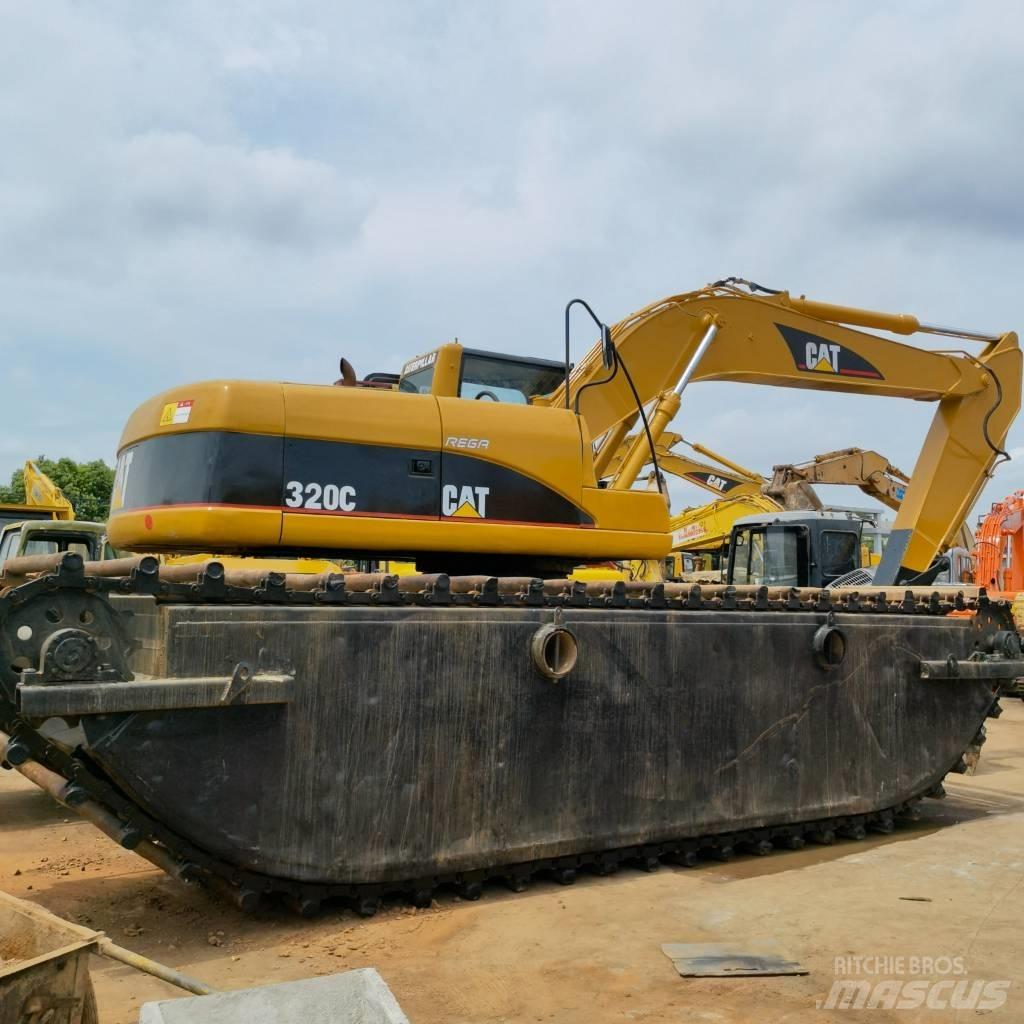 CAT 320 C Escavadoras anfíbias