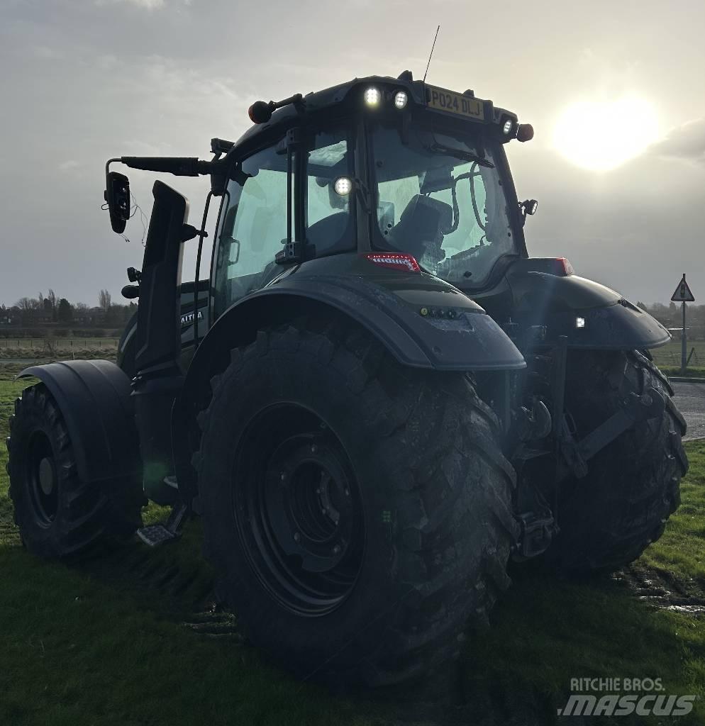 Valtra T235 Tratores Agrícolas usados