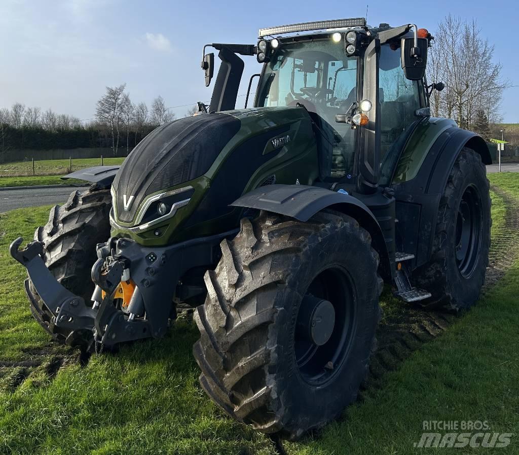 Valtra T235 Tratores Agrícolas usados