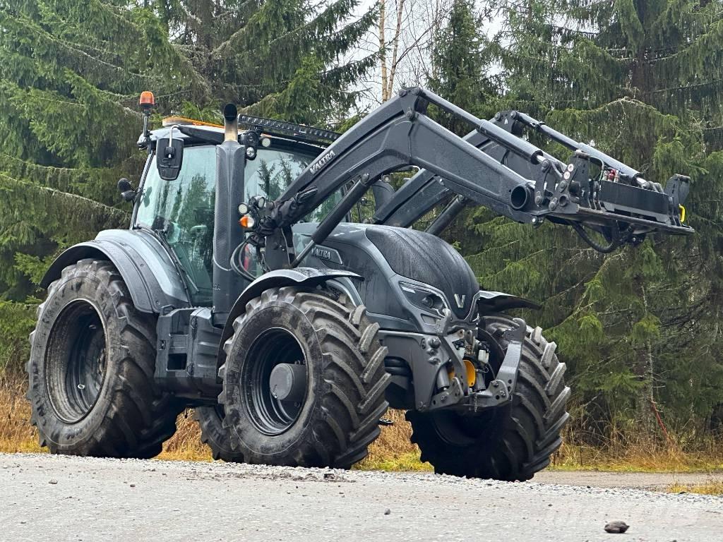 Valtra T 234 V Tratores Agrícolas usados