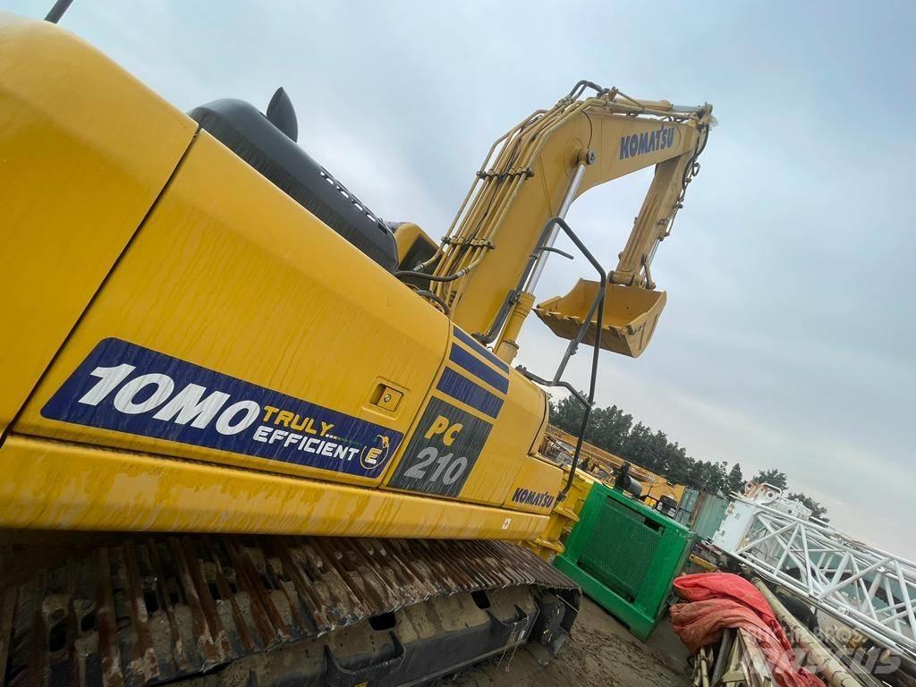 Komatsu PC210-10MO Escavadoras de rastos