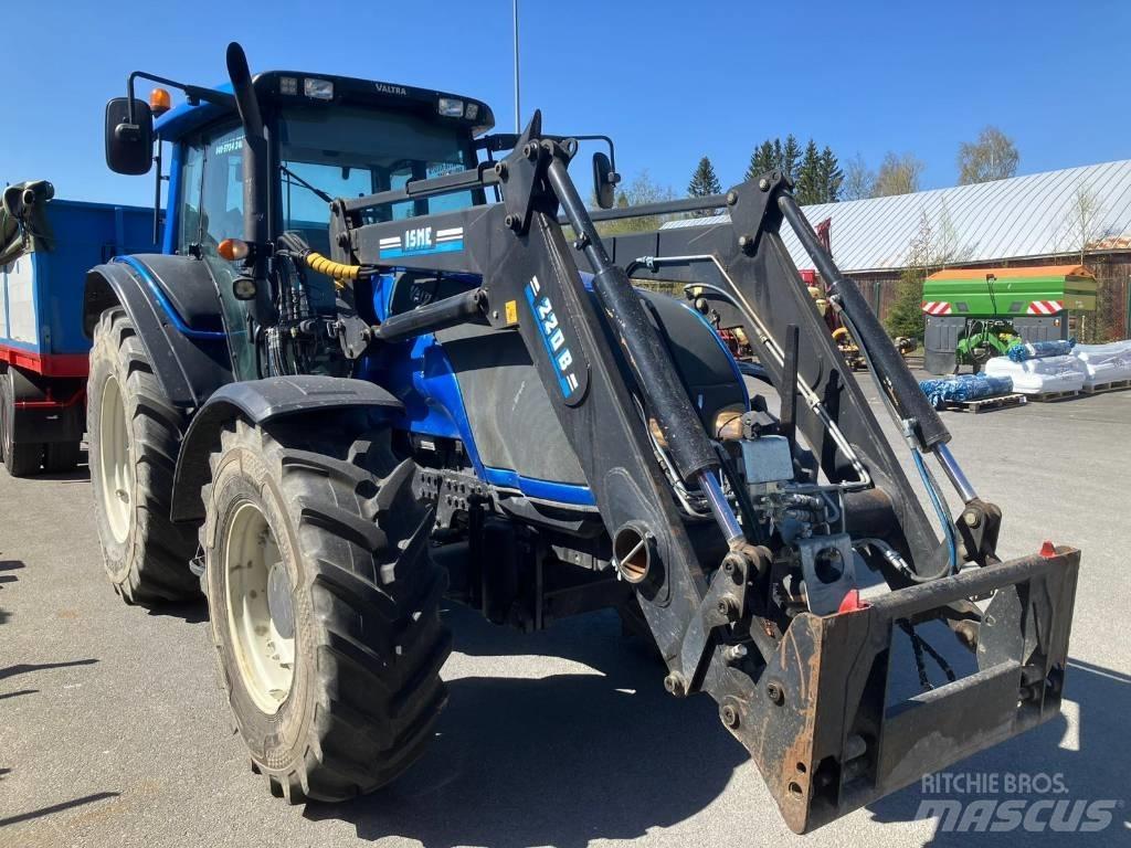 Valtra T 151 Tratores Agrícolas usados