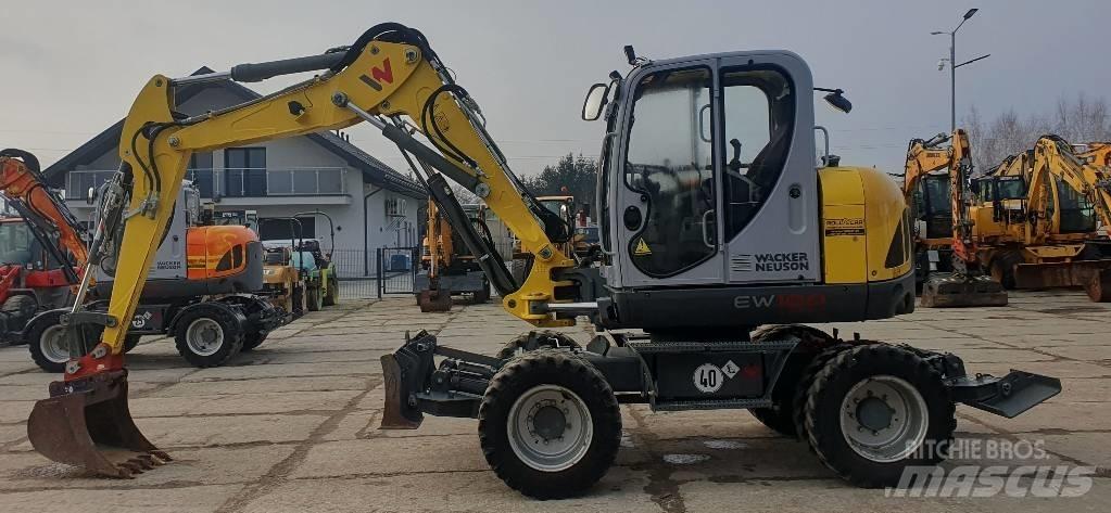 Wacker EW100 Escavadoras de rodas