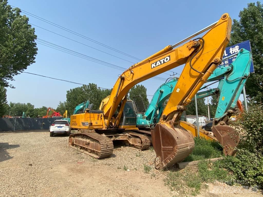 Kato HD 1023 R Escavadoras de rastos