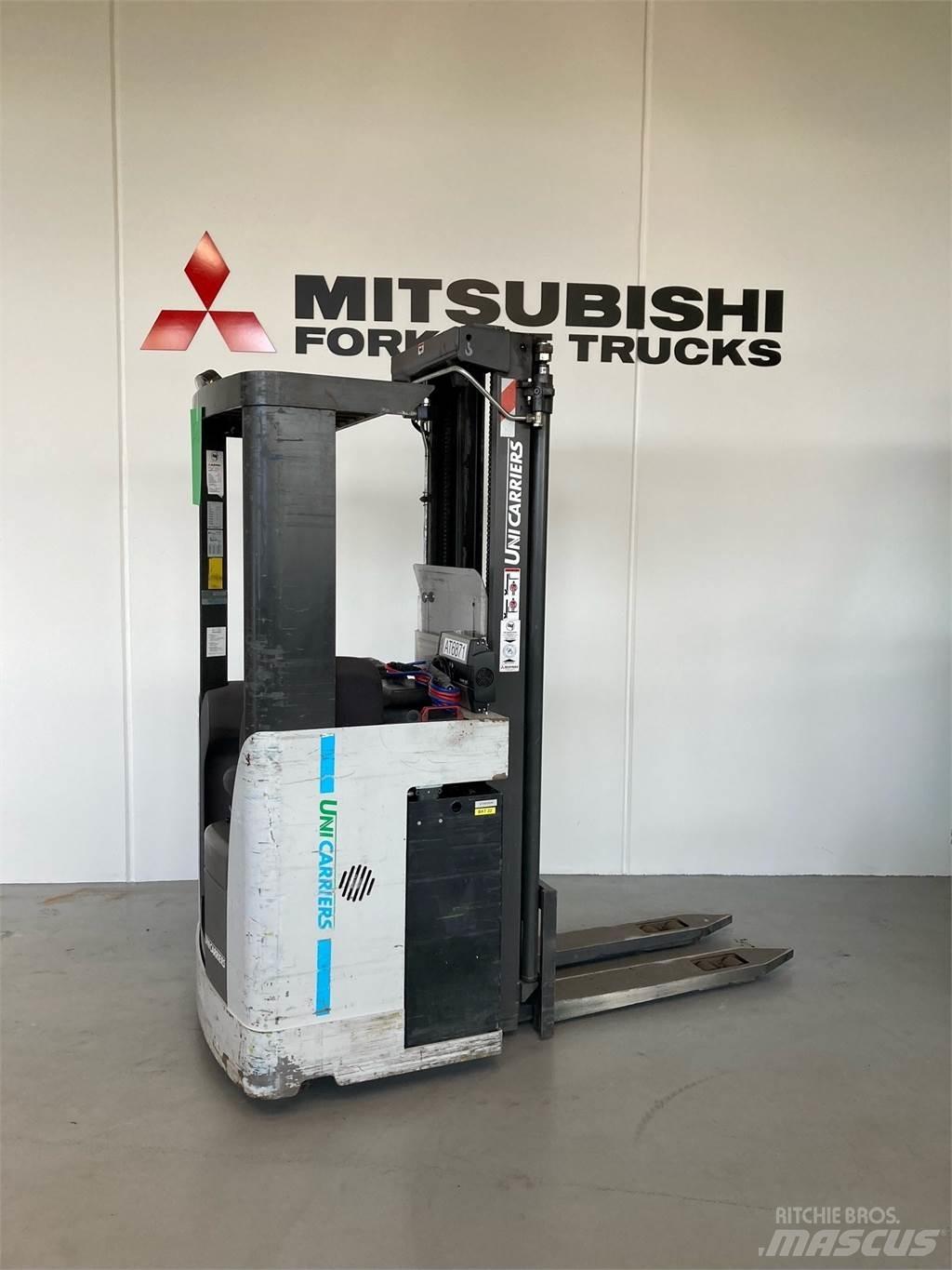 Atlet XSN160E Porta-paletes com plataforma