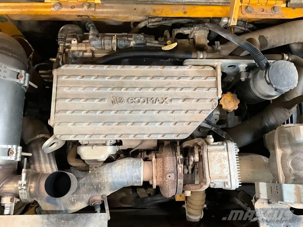 JCB JS 130 LC Escavadoras de rastos