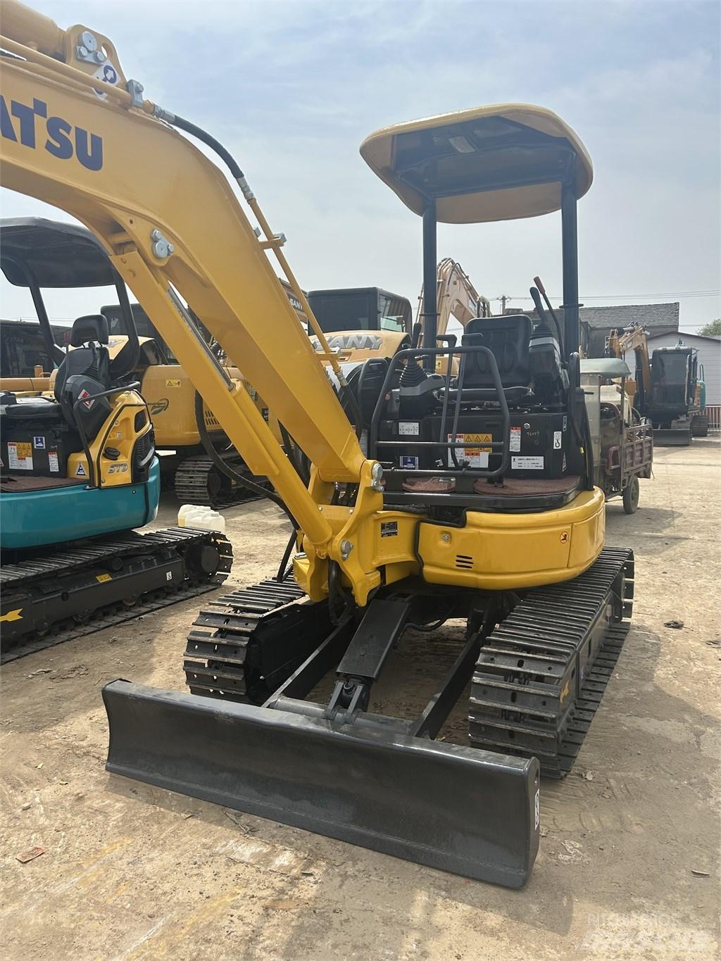 Komatsu PC30 Mini Escavadoras <7t