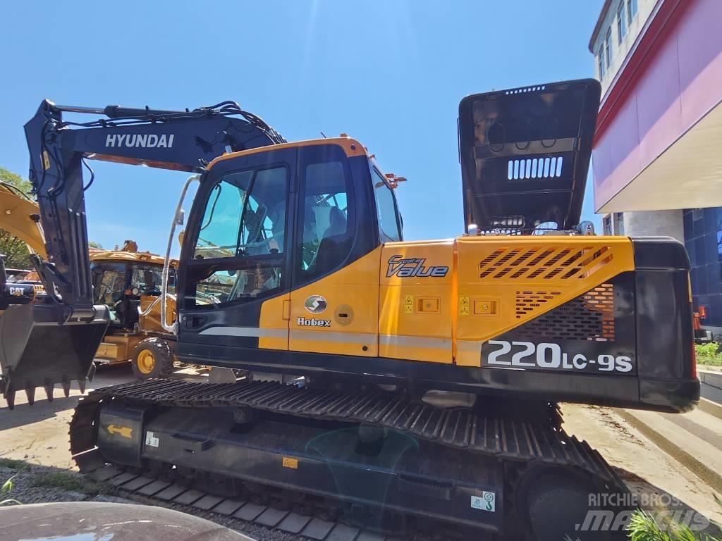 Hyundai Robex 220 LC Escavadoras de rastos