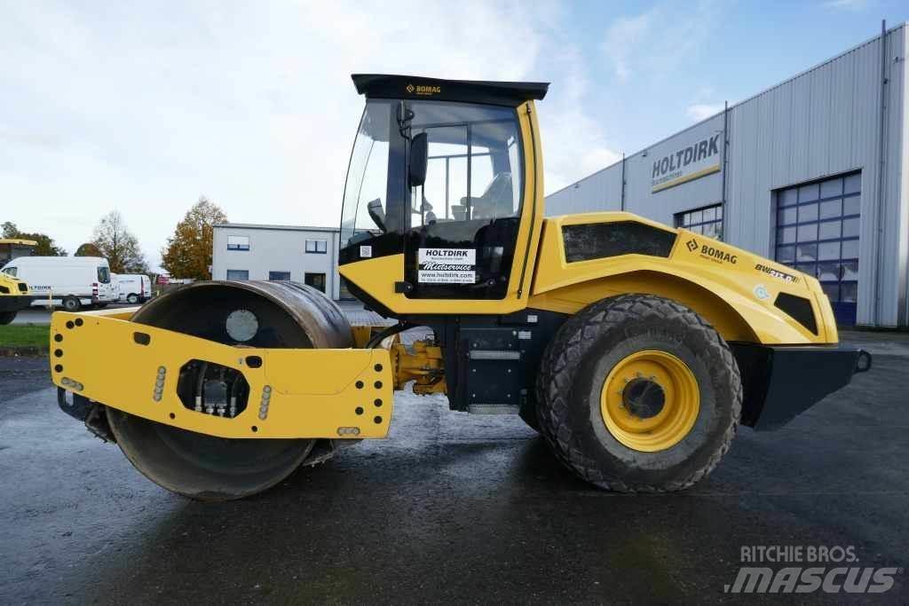 Bomag BW 213 D-5 Compactadores para terra