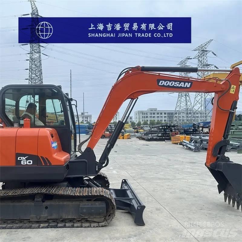 Doosan DX 60 Mini Escavadoras <7t
