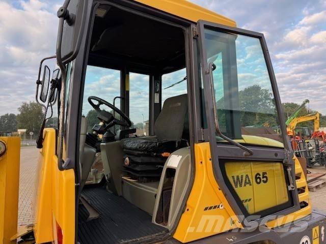Komatsu WA 65-3 Pás carregadoras de rodas