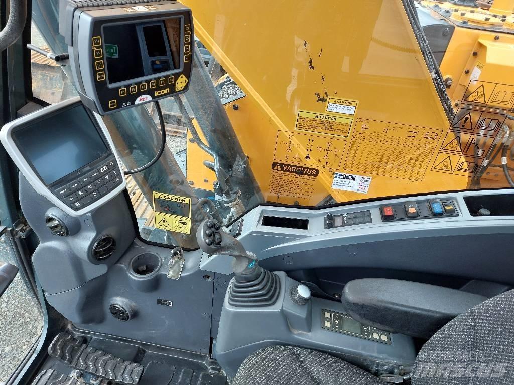Hyundai HX 235 LCRD Escavadoras de rastos