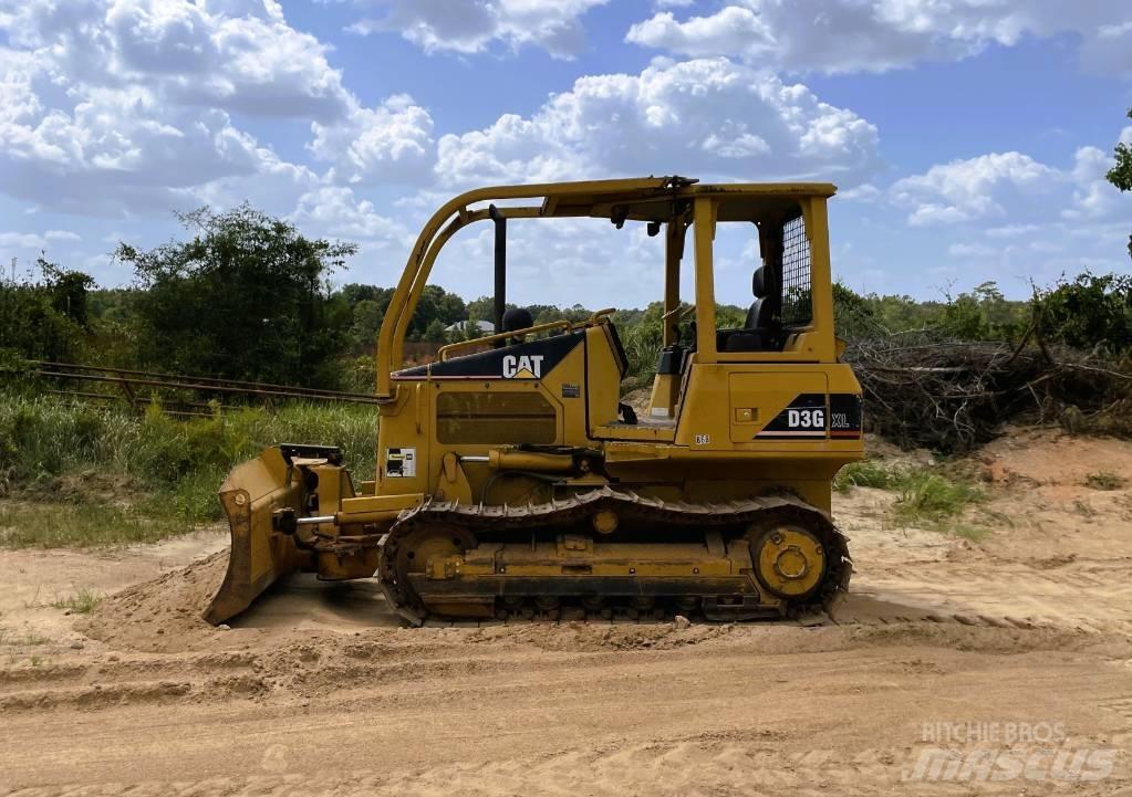 CAT D3G XL Dozers - Tratores rastos