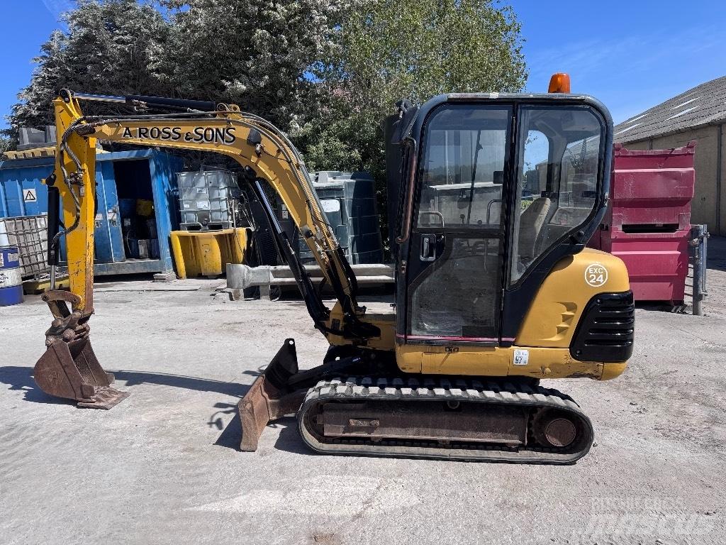 CAT 302.5 Mini Escavadoras <7t