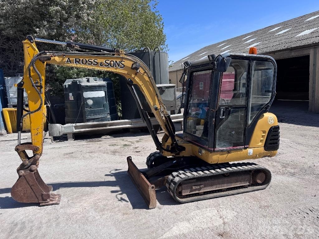 CAT 302.5 Mini Escavadoras <7t