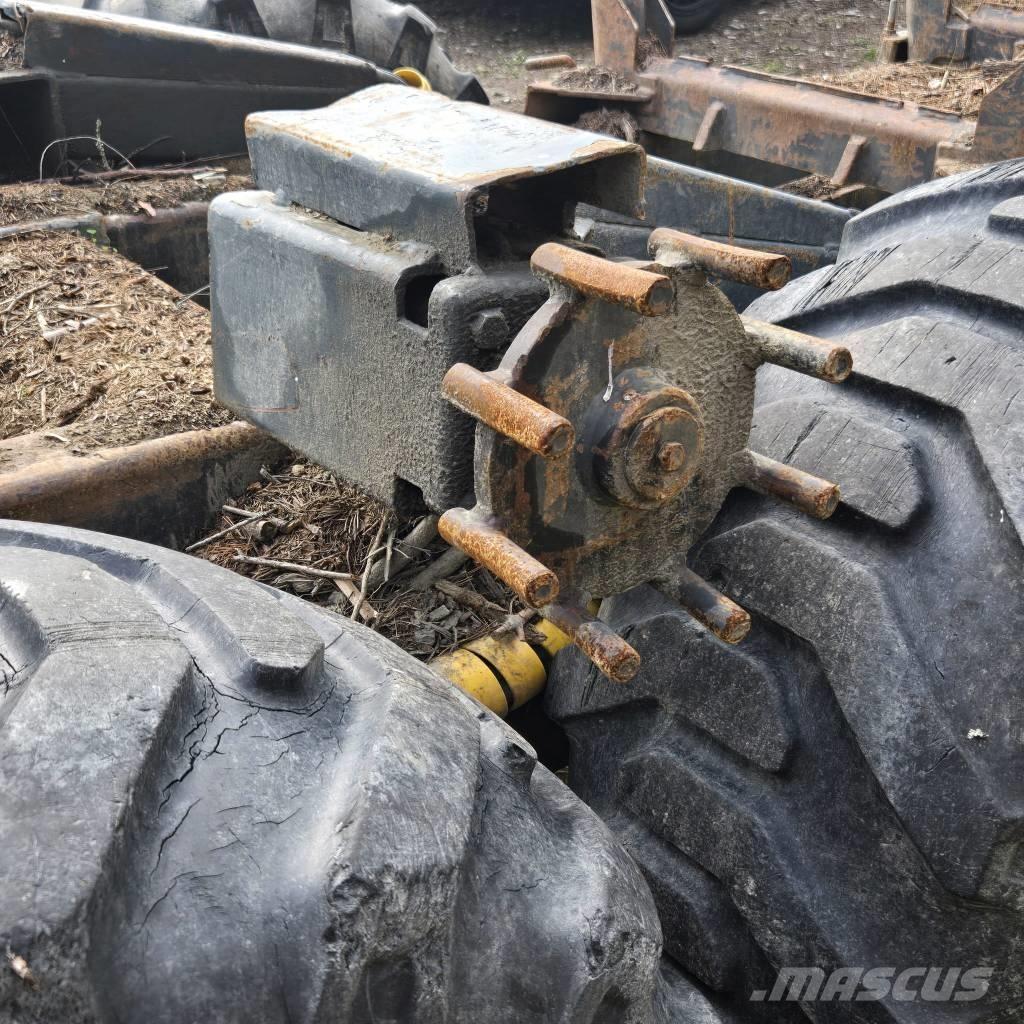 Valtra N 134 Forest Tratores Agrícolas usados