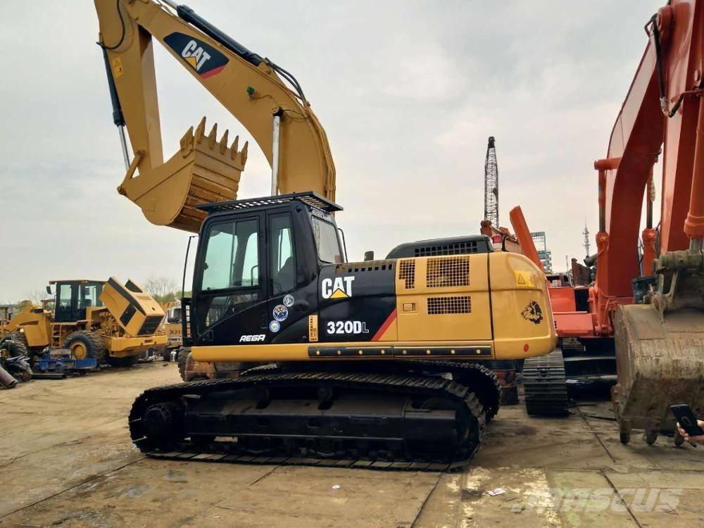 CAT 320 D Escavadoras de rastos